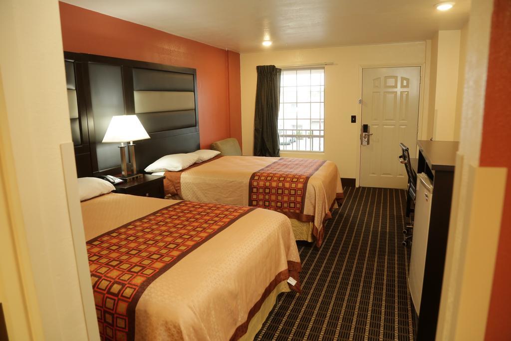 Budget Inn - Washington ภายนอก รูปภาพ